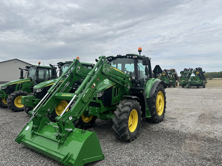 2025 John Deere 6M 115