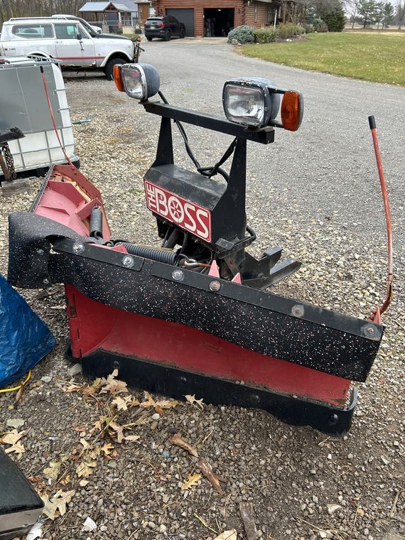 Boss 8'2" RT2 V-Plow