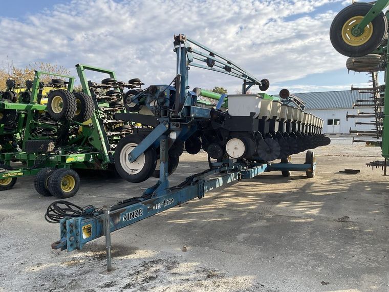 Kinze Twin Line