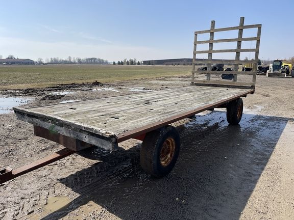 Kory 6872 Hay Wagon