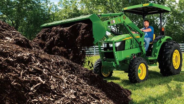 John Deere 400E