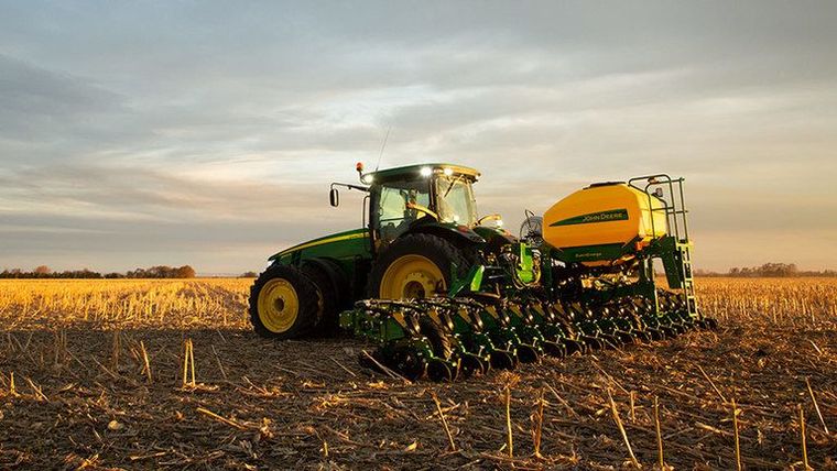 John Deere DR16